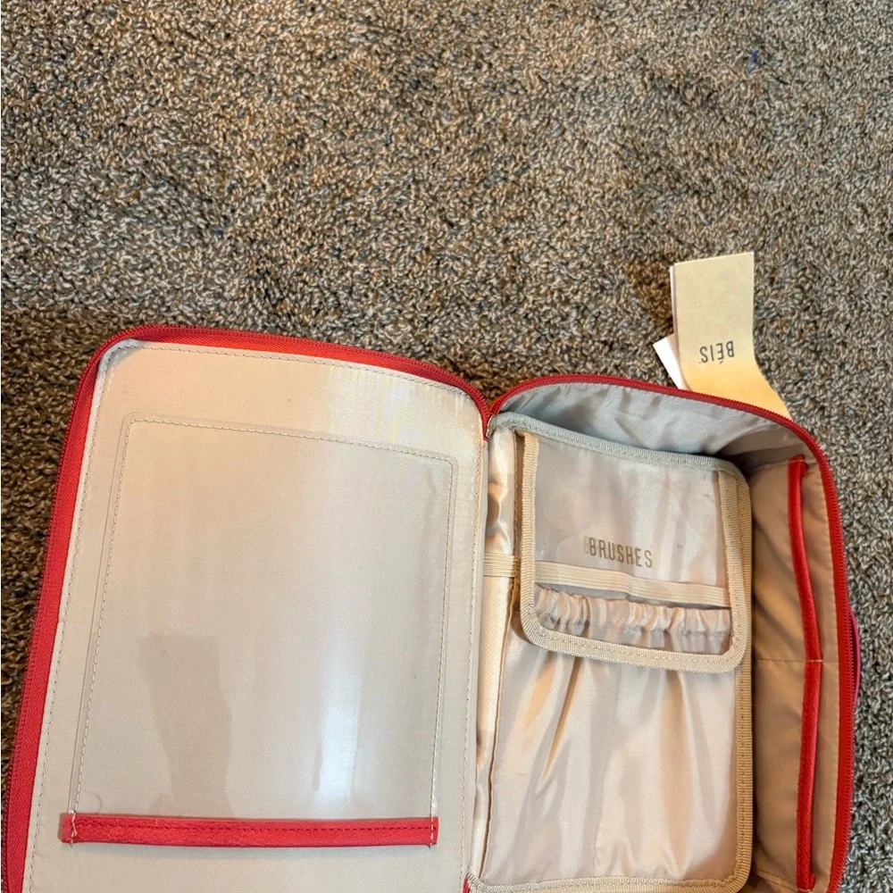 BEIS Red Travel Organizer - Picture 6 of 7